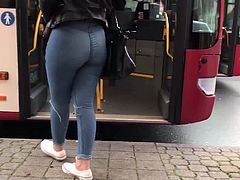 Amazing tight jeans ass