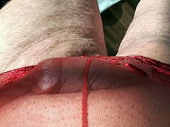 In den Slip meiner Frau gepisst