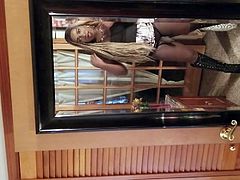 Girl in the mirror  Christmas special