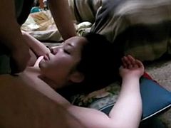 Sexy asian babe takes hard cock in her mouth