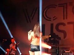 Victoria Justice ASS