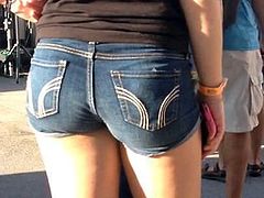 Teen ass in jean shorts