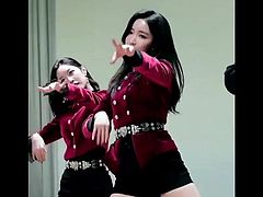 Hot Kpop Dancing