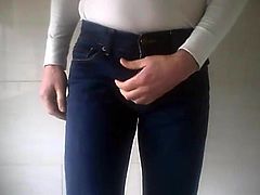 Desperate Pee in Jeans and Handsfree Cum