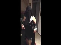 arab niqab Big Boobs Dance