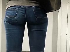 Perfect ass in jeans
