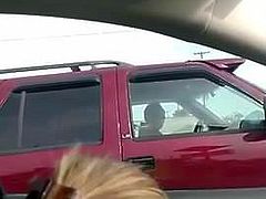 Mamada en el coche