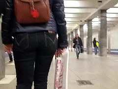 Ass in tight jeans in the metro
