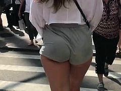Sexy Chick Tight Ass