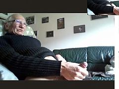 Grandpa shoot a great cum