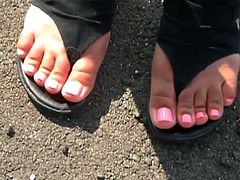 Ernestine Pink Toenails