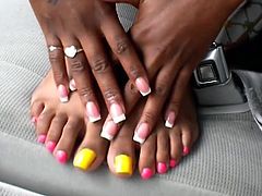 Shante Yellow & Pink Toenails