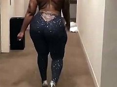 Curvy Ebony Big Ass PABG Hot Walking