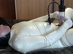 Latex Danielle Cum Slave Cum!