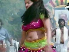 Gayathri Raghuram Big Fat Navel Show