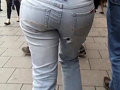 nice round jeans ass in public