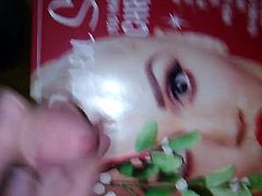 Gwen Stefani bukkake #4