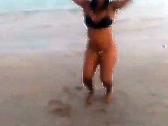 Crazy Dinha playing in the beach