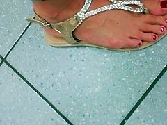 Candid student girl feet and faceshot 2018