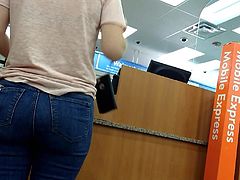 Pawg cake ass in jeans