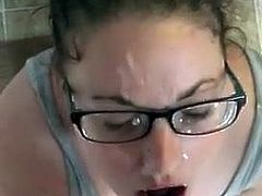 Young girl swallowing cock and cumshot