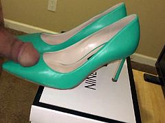 NW Green Heels Play