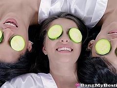 Hot Teen Pals Enjoy Spa Day Foursome Fuck Fun With Lucky Guy
