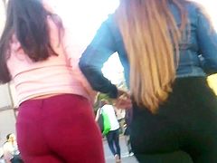 LEGGINGS Compilation Teens and Milfs Nut Material