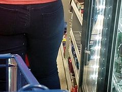 Candid Ebony Milf Checkout Line..STACKED #1
