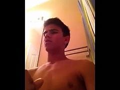 teen boy wanks and moans