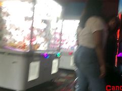 Thick lil Latina at arcade !