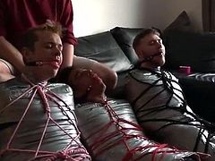 3 guys breathplay