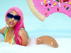 Nicki Minaj momentos sexy