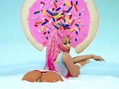 Nicki Minaj momentos sexy