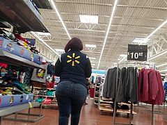 Wal-Mart Creep Shots huge donkey ass employee jeans VPL