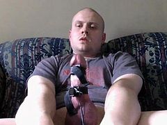 Jock Cums to Estim on Cam