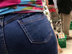 OMG.. BIG ASS IN JEANS BLUE - PART 1