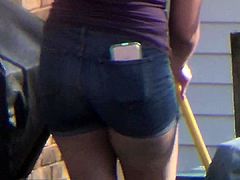 Chubby neighbor big butt and tits