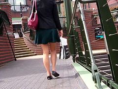 Milf quick upskirt pantyhose