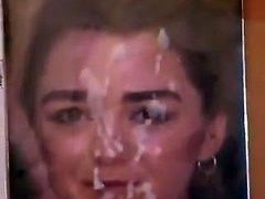 Maisie williams cumtribute