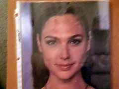 Gal gadot cumtribute