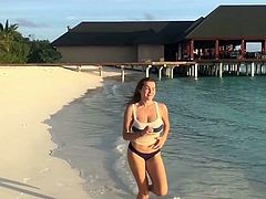 Bouncing Big Teen Tits while Running on the Beach