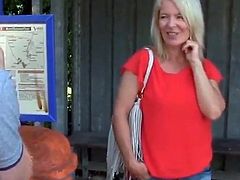 fantastic mature milf loves morning creampie with tourist