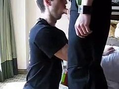 Check out this smoking hot and horny amateur teen gay giving his boyfriend a nice sloppy blowjob.Watch him kneeling and sucking cock in HD.