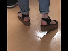 Sexy Feet Cute Toes Slight Teen Shopper