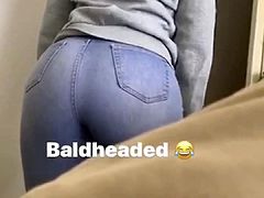 Big booty in jeans