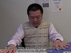 Japanese student, Sayaka Aishiro gives blowjobs to her professor, uncensored