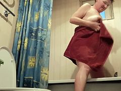 45yo Lithuanian Slut Danute Films Herself In the Shower