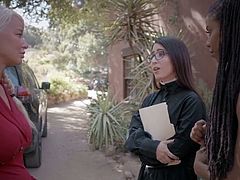 lesbian conversion therapy camp 720p