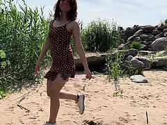 Givemeyour_Soul - Naked And Horny On The Beach